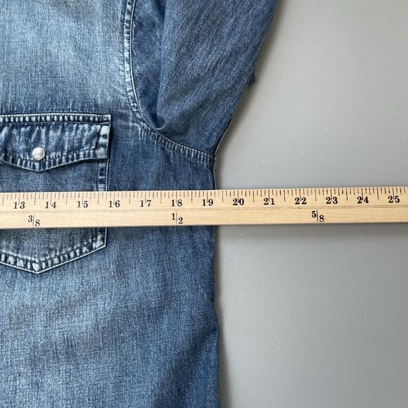 J Crew Top Womens 10 Blue Chambray Long Sleeve Pearl Snap Western Shirt Denim - Picture 9 of 16